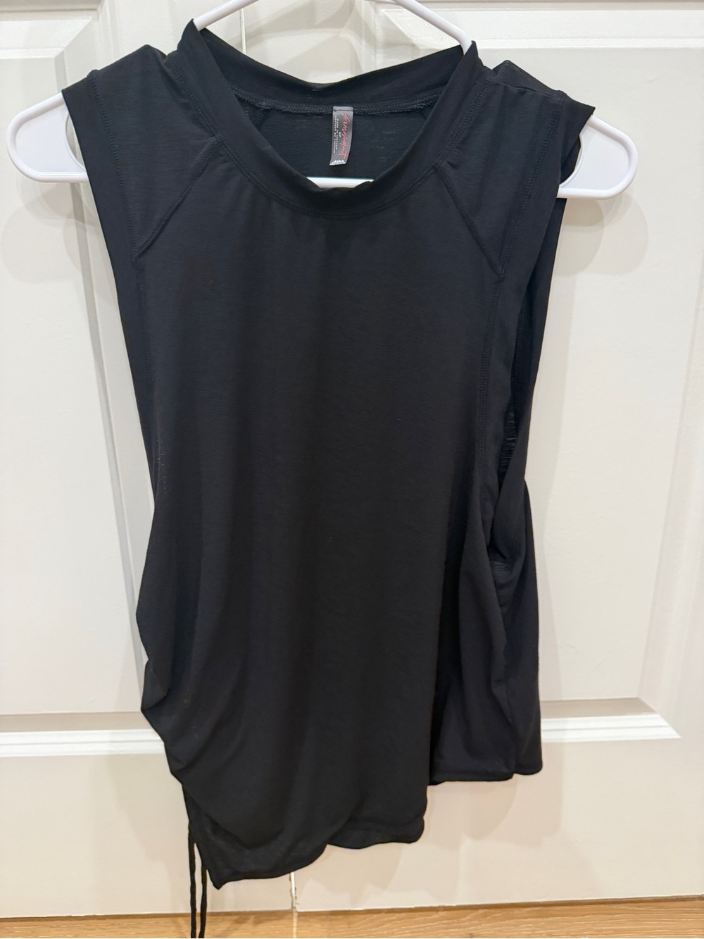 FP Movement Women’s Black Sleeveless Active Tank Top Small asymmetrical